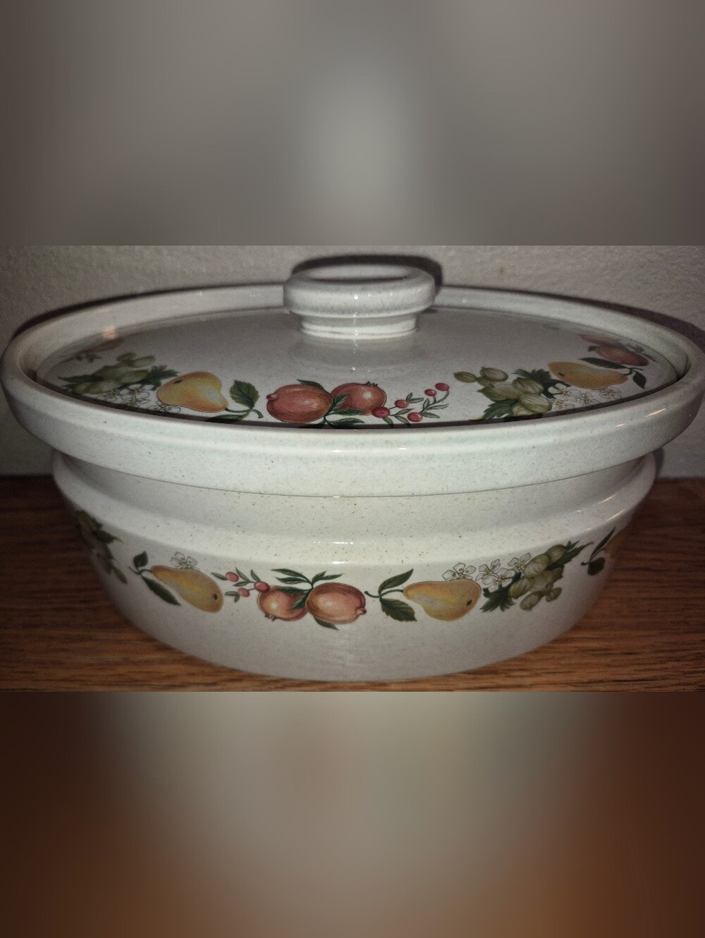 Vintage Wedgwood Quince Casserole Dish, Excellent Condition
